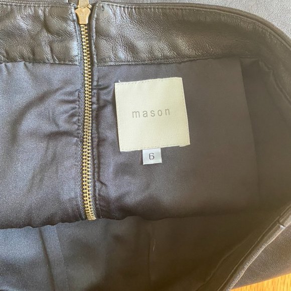 Mini black leather Mason Skirt sz 6 - Picture 3 of 3